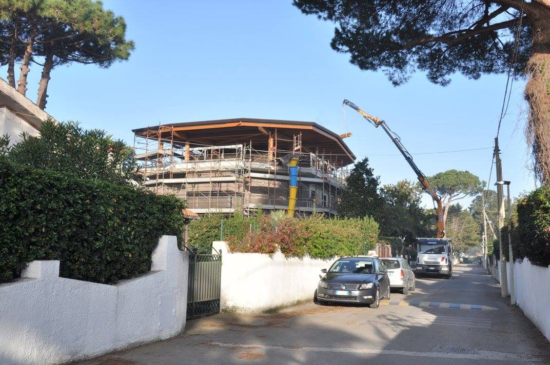 Sopraelevazione di un secondo piano Terracina (LT)